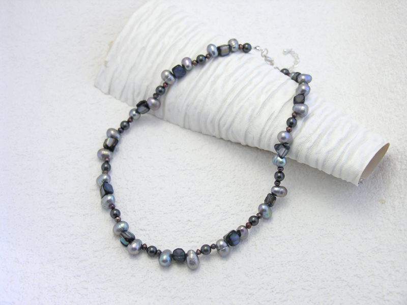 Shimmer Necklace